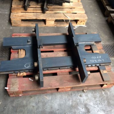 Fork Carriage /ZT/4.9T/3A/L1260 for Caterpillar