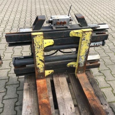 Meyer Fork positioner with side shift