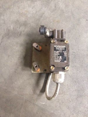 2XPosition Switch for Linde K15-4, and Still M15-4